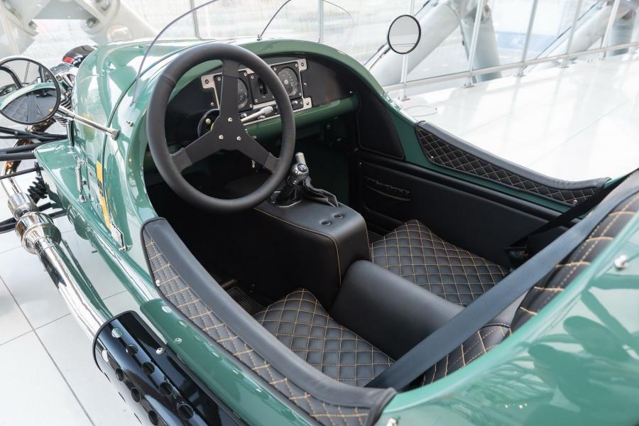 Интерьер Morgan 3 Wheeler LE60 Limited Edition 2020 года  (фото 9 из 10)